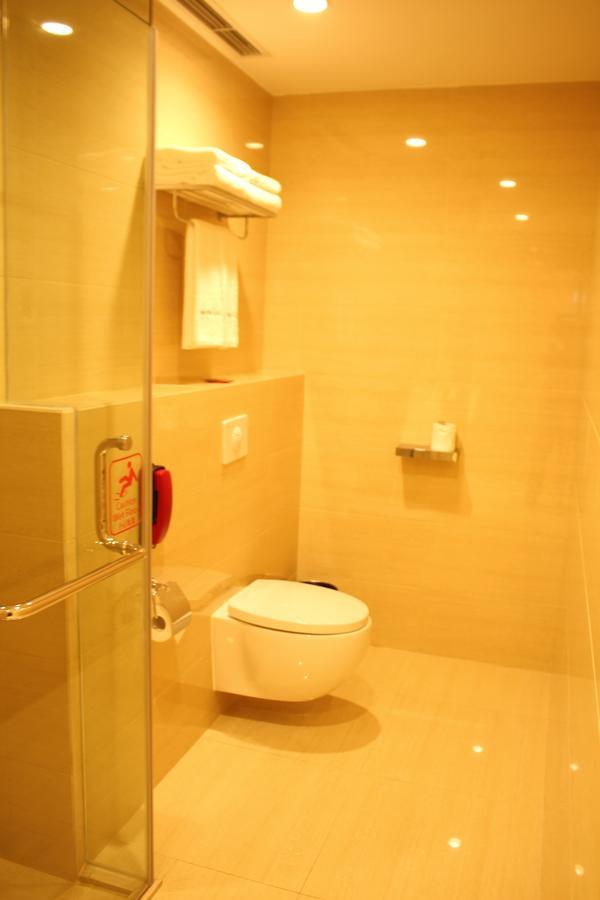 Intercity Hotel Čching-tao Exteriér fotografie